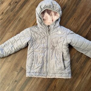 The North Face Girls’ Reversible Fuzzy Hooded Jacket - Size 4T